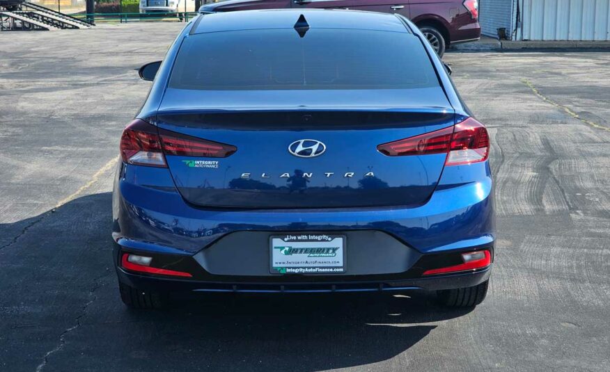 2020 Hyundai Elantra SEL – Stock # 594886