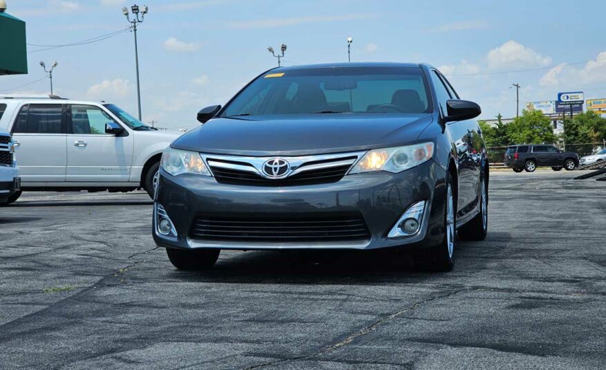 2014 Toyota Camry XLE – Stock # 546832