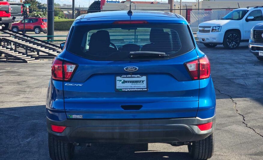 2019 Ford Escape S – Stock # B57342