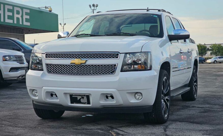 2011 Chevy Avalanche LTZ – Stock # 115454