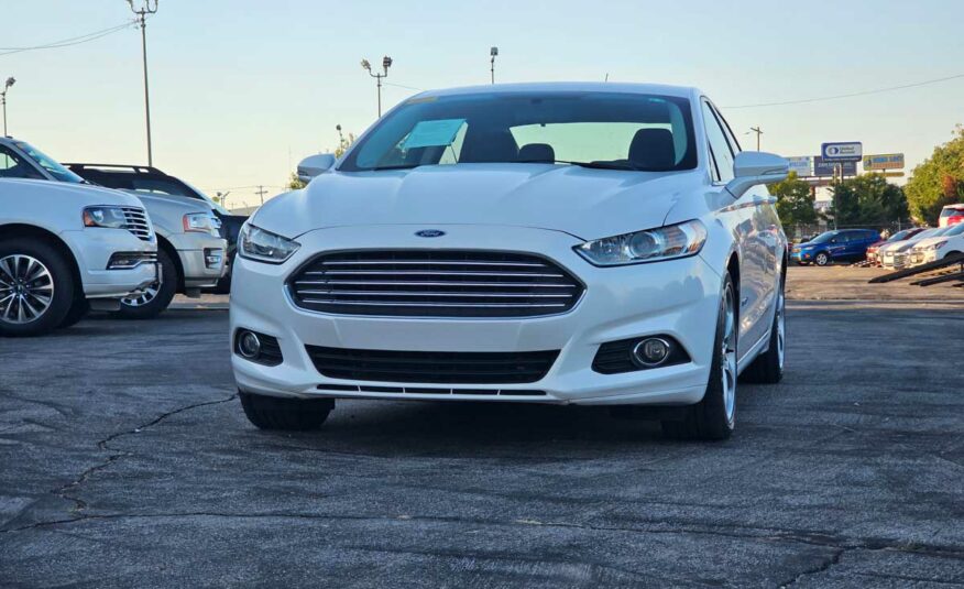 2014 Ford Fusion SE Hybrid – Stock # 390813