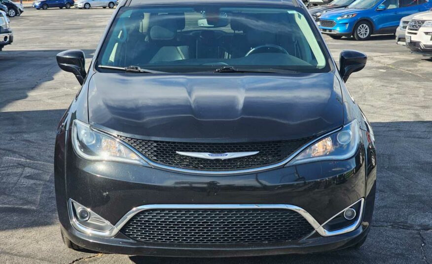 2020 Chrysler Pacifica Touring L Black – Stock # 272134