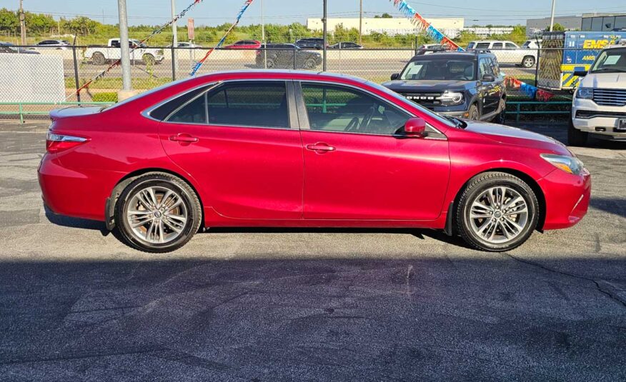 2015 Toyota Camry SE – Stock # 912781