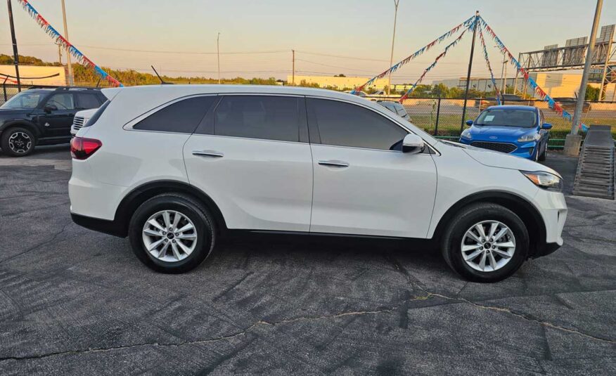 2019 Kia Sorento LX – Stock # 564174