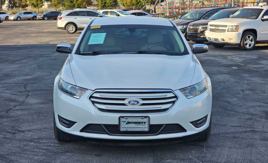 2014 Ford Taurus Limited – Stock # 104864