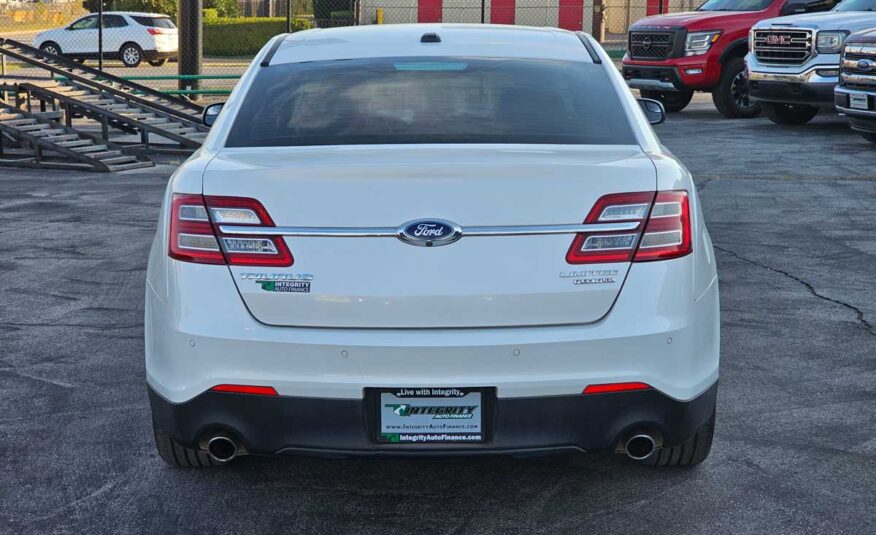 2014 Ford Taurus Limited – Stock # 104864