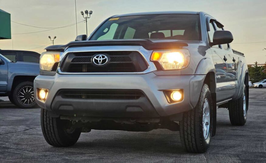 2014 Toyota Tacoma SR5 4WD Silver – Stock # 067802