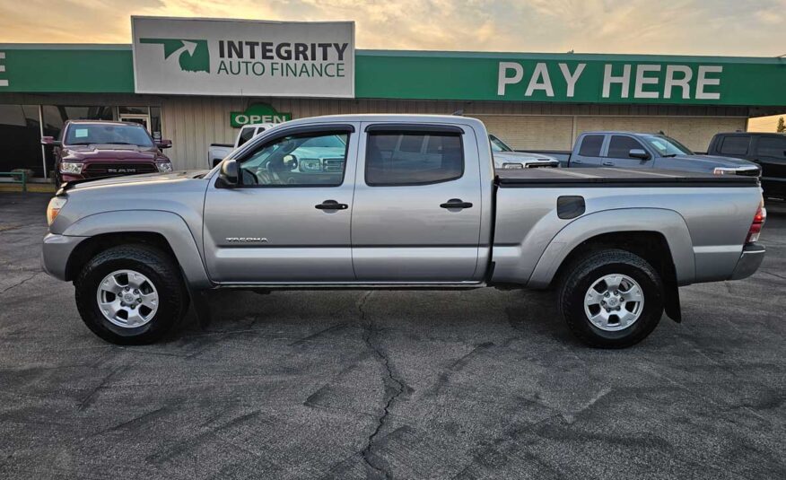 2014 Toyota Tacoma SR5 4WD Silver – Stock # 067802