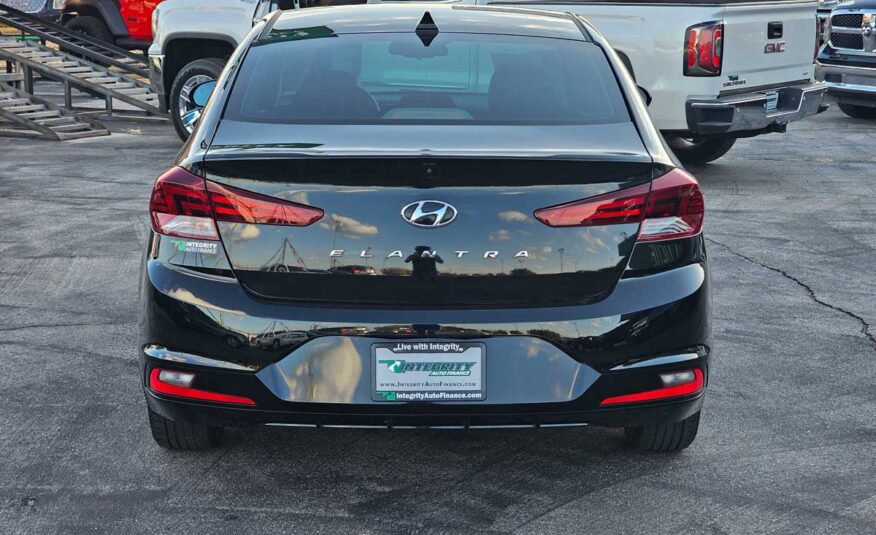 2020 Hyundai Elantra Value Edition – Stock # 555828