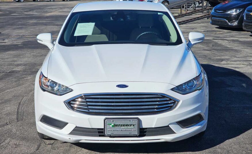 2018 Ford Fusion SE Hybrid – Stock # 253789R1