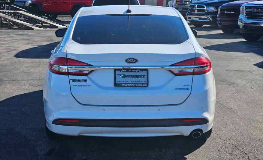 2018 Ford Fusion SE Hybrid – Stock # 253789R1