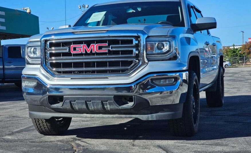 2017 GMC Sierra SLE 4WD – Stock # 461230