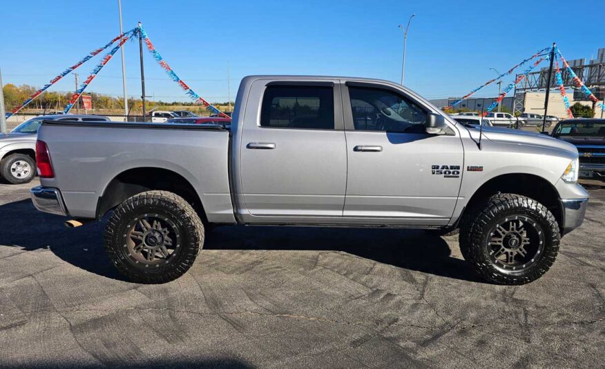 2019 Ram 1500 SLT 4WD – Stock # 644555