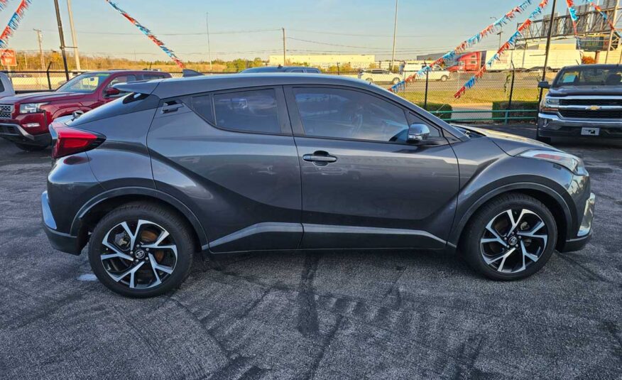 2018 Toyota C-HR XLE – Stock# 049103