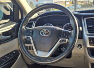 2018 Toyota Highlander XLE Silver – Stock# 530569