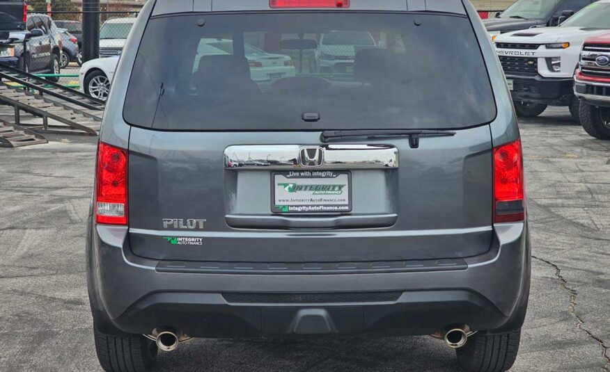 2013 HONDA PILOT EX – Stock # 006623