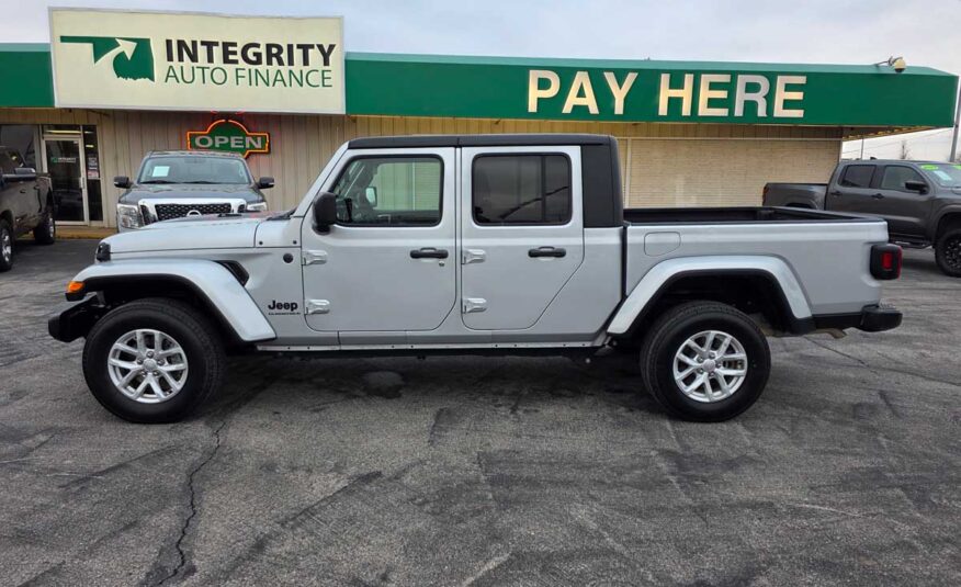 2023 Jeep Gladiator Sport S 4WD – Stock # 528444