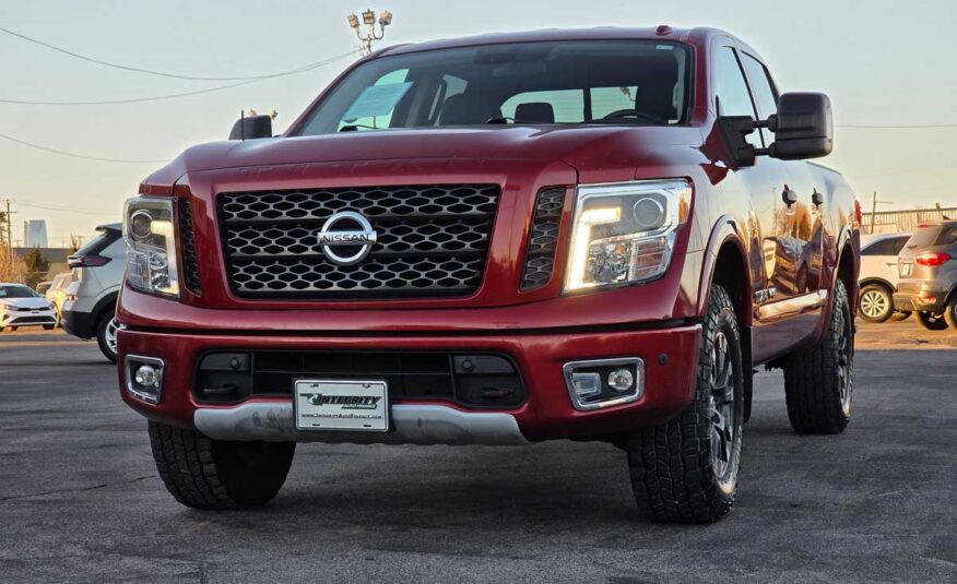 2018 Nissan Titan Pro-4X 4WD – Stock # 540278R1