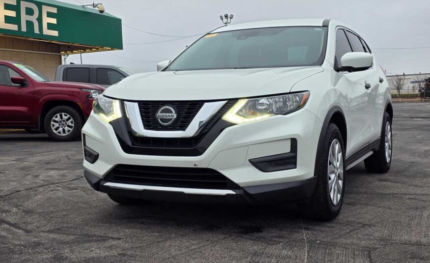 2019 Nissan Rogue S – Stock # 819325R1